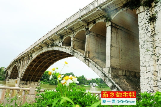 高埗大桥:要致富先修路从这里响彻全国