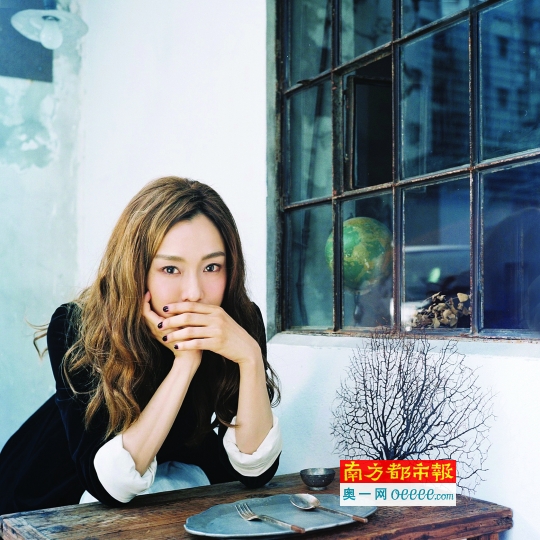 把儿子洗澡时的笑声放进歌里,范范继续晒娃:我