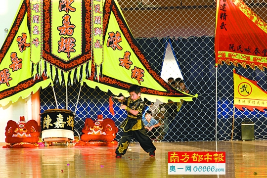 九大龙舟队清远北江对决 端午文化嘉年华等你来嗨