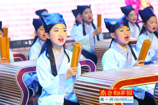 萌娃诵经典 诗韵绕坪山